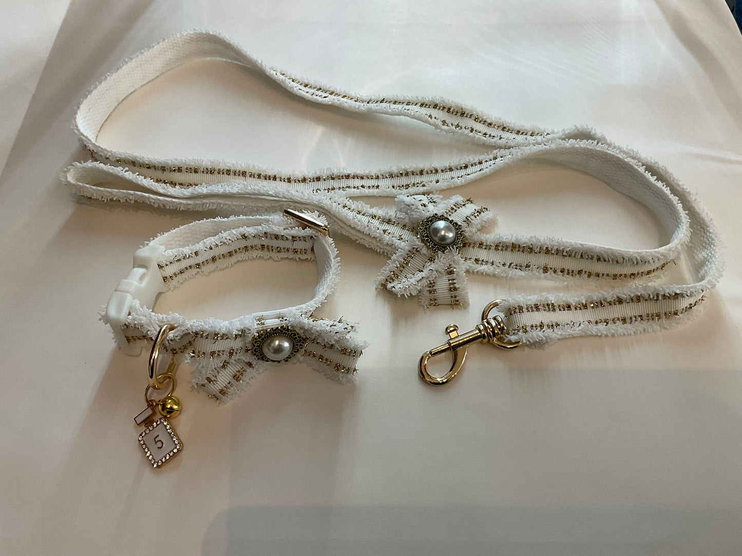 Collar White + Gold Tweed