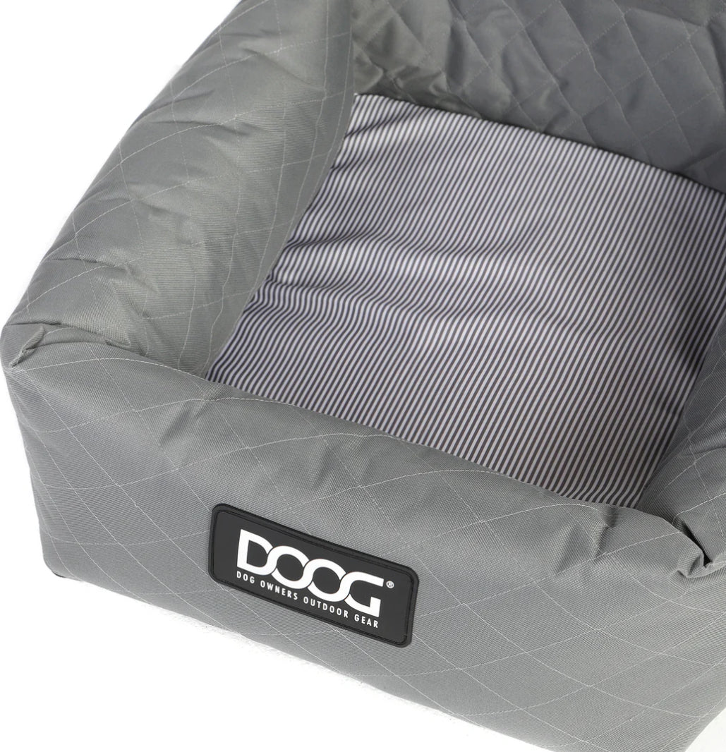 DOOG Pet Car Seat Grey 19.5" x 19.6" x 14"