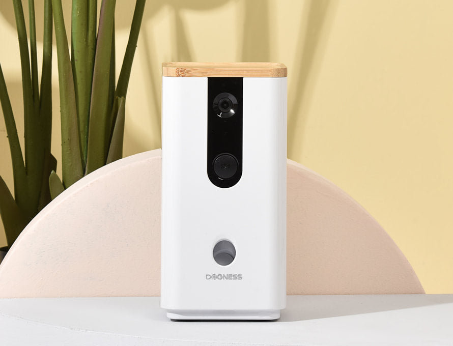 Dogness Smart Camera Treater - White