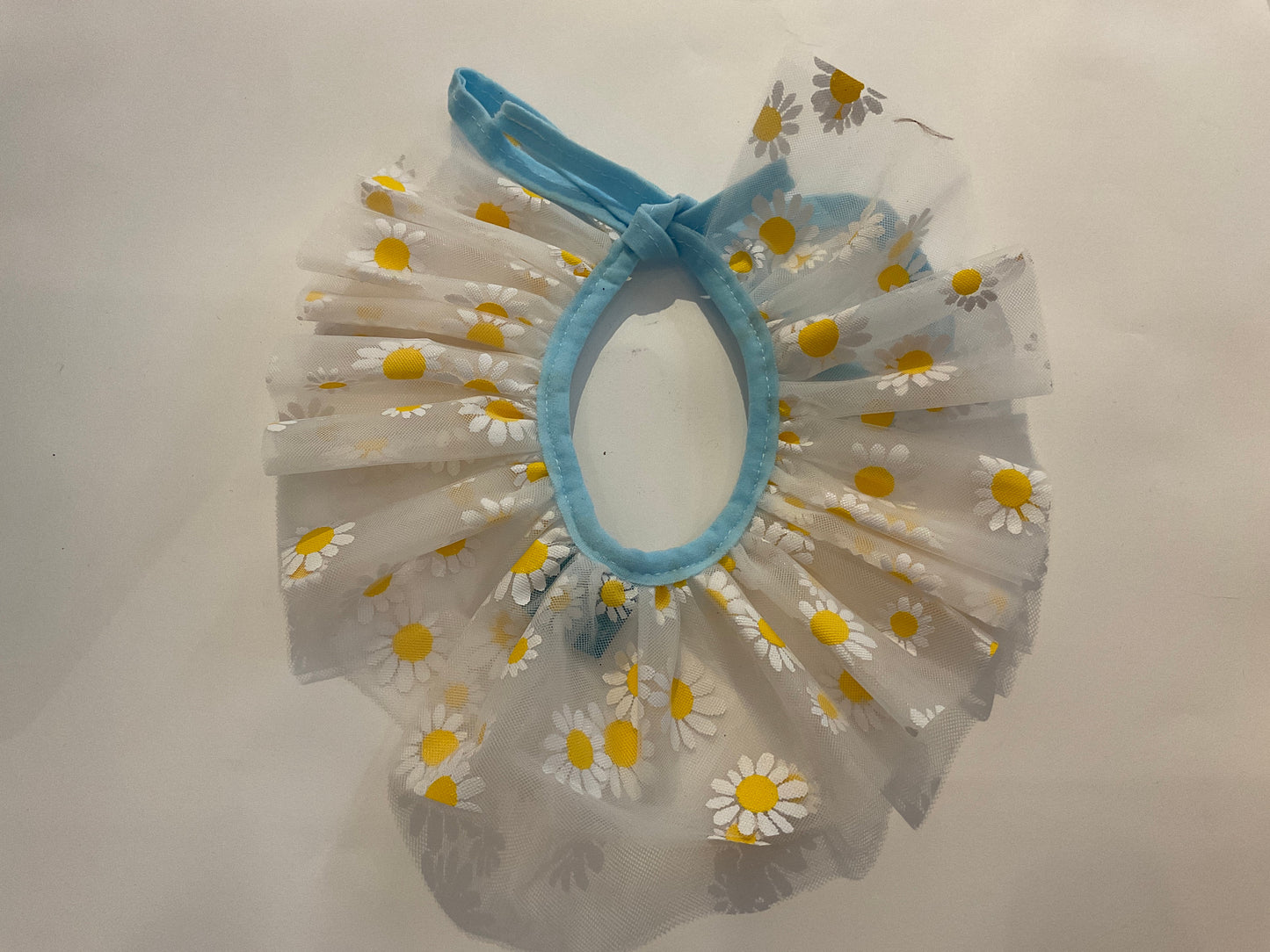 Party Collar Daisy