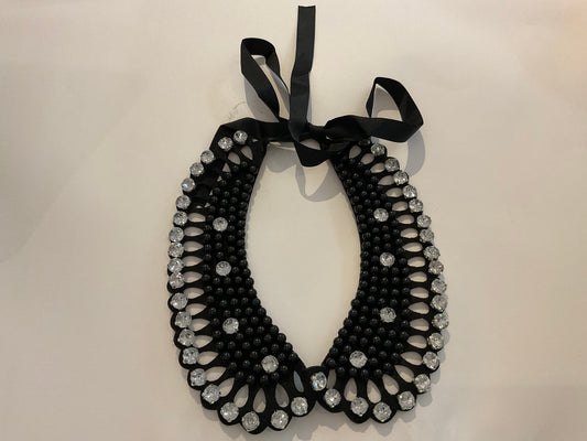Black Pearl Jewel Lapel