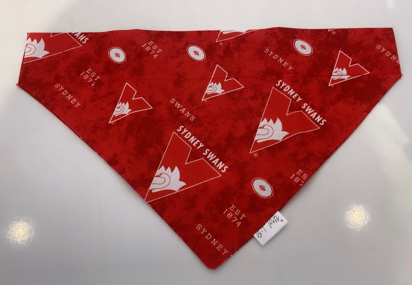 Bandana Swans